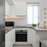 Rhodes Apartment *