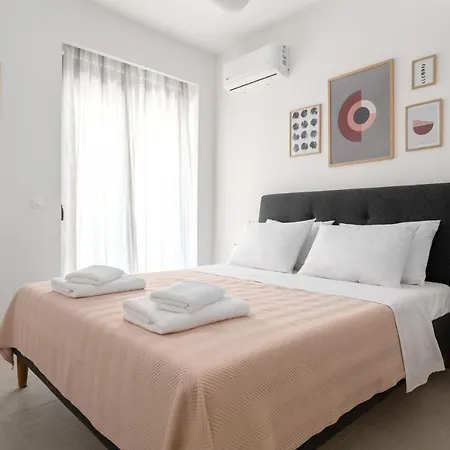 Rhodes * Rhodes City